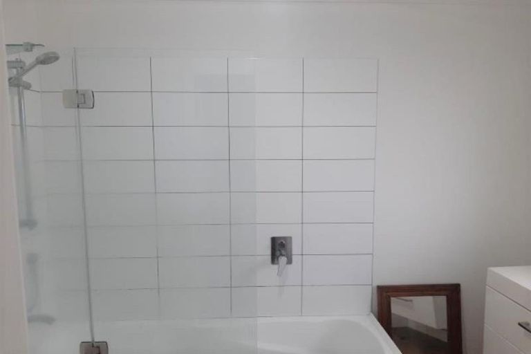 Photo of property in 32 Doone Street, Lynmouth, New Plymouth, 4310