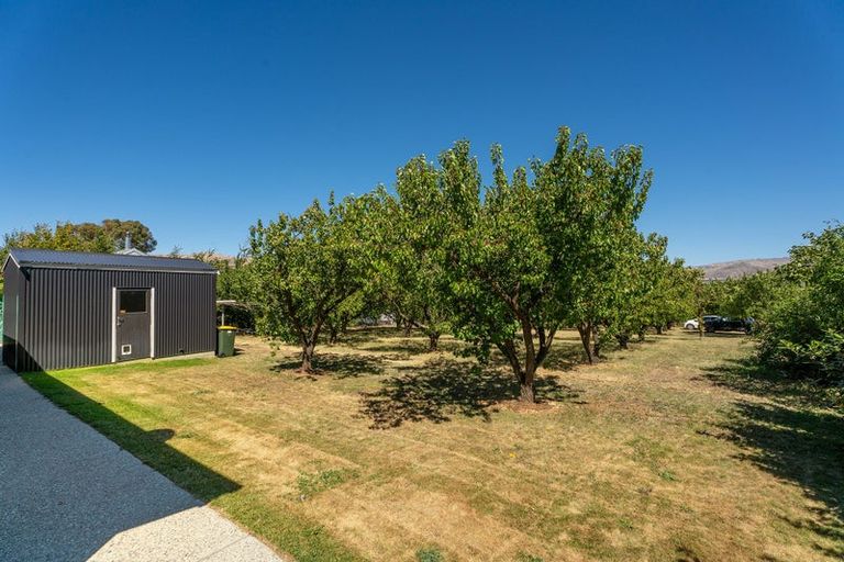 Photo of property in 25 Hall Road, Bannockburn, Cromwell, 9384