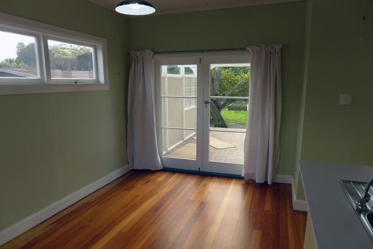 Photo of property in 31 Sanders Avenue, Marewa, Napier, 4110
