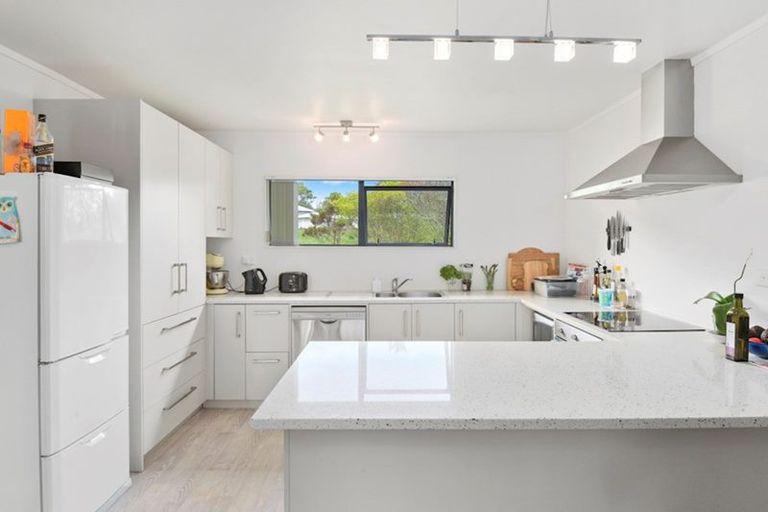 Photo of property in 58 Wilson Road, Dairy Flat, Albany, 0792