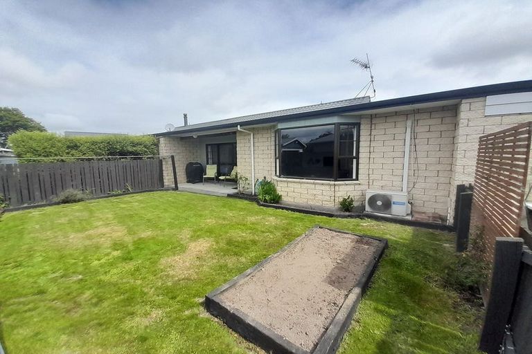 Photo of property in 2/139 Mcmurdo Street, Tinwald, Ashburton, 7700