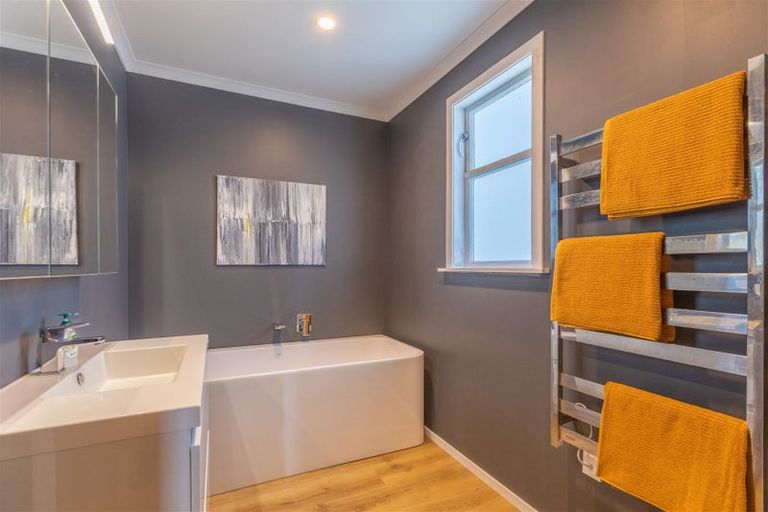 Photo of property in 130 Guppy Road, Taradale, Napier, 4112