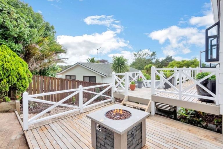 Photo of property in 50 Rhinevale Close, Henderson, Auckland, 0612