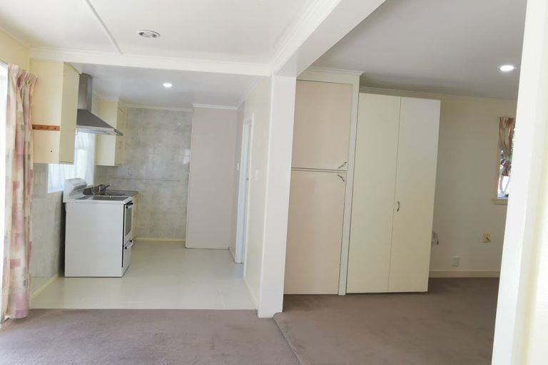 Photo of property in 44 Brandon Road, Glen Eden, Auckland, 0602