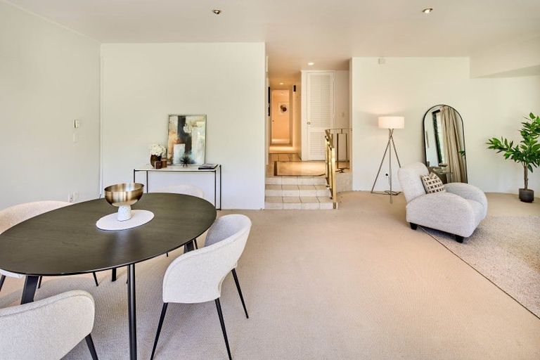 Photo of property in Highwic, 5/32 Hobson Street, Thorndon, Wellington, 6011