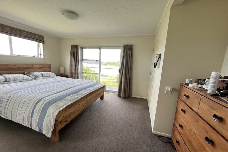 Photo of property in 5 Thurso Grove, Papakowhai, Porirua, 5024