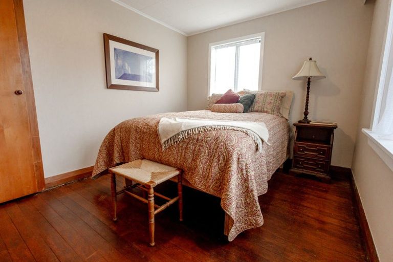 Photo of property in 25 Gow Street, Ross, 7812