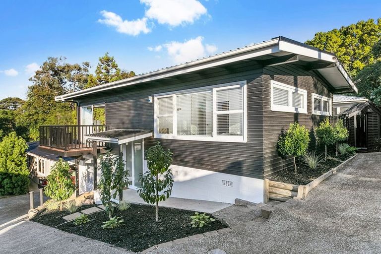 Photo of property in 1/237 Rangatira Road, Beach Haven, Auckland, 0626