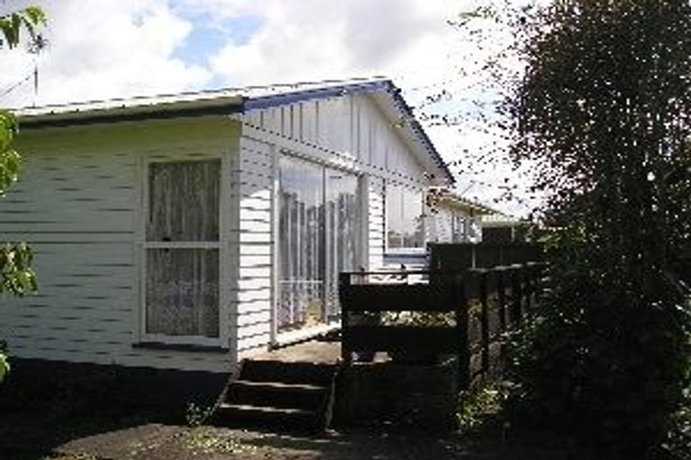 Photo of property in 66 Cargill Street, Papakura, 2110