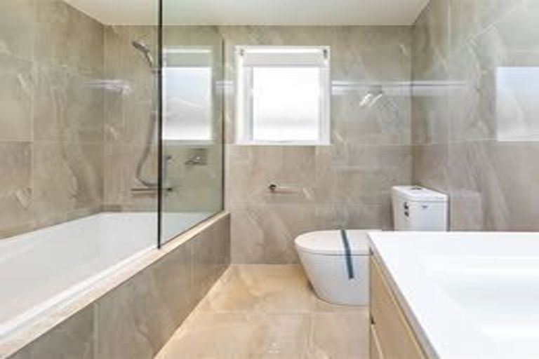 Photo of property in 10 Warbler Crescent, Papakura, 2110