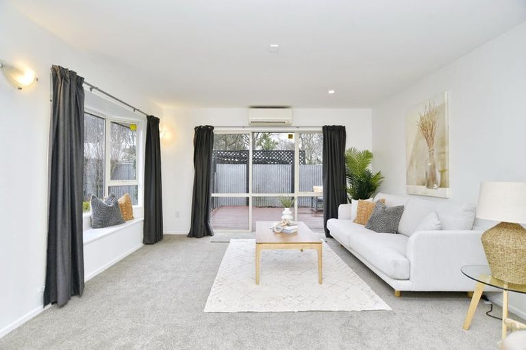 Photo of property in 2/47 Jocelyn Street, Casebrook, Christchurch, 8051