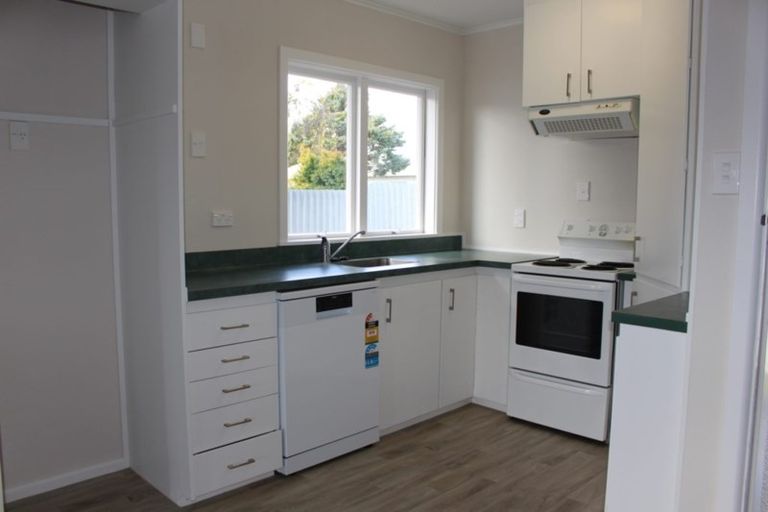 Photo of property in 29 Merton Crescent, Pirimai, Napier, 4112