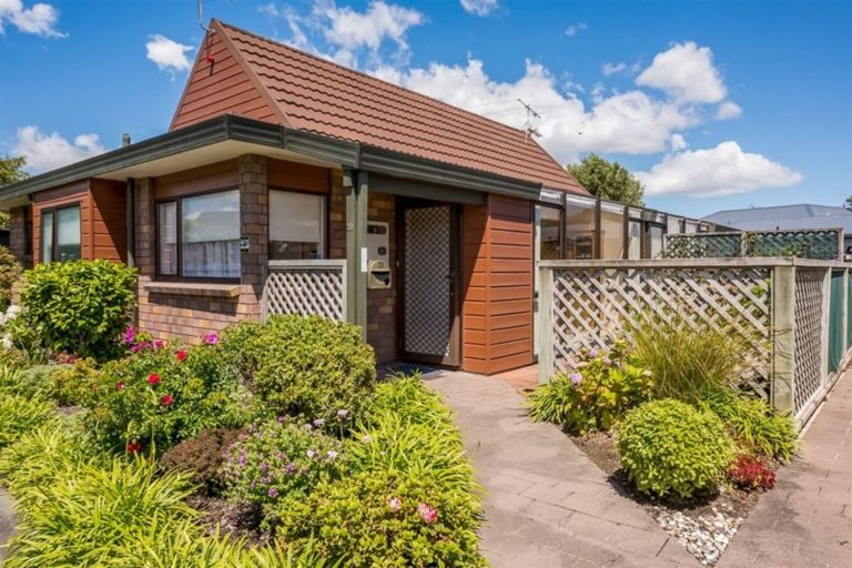 Photo of property in Jackson Mews, 23/18 King Street, Petone, Lower Hutt, 5012