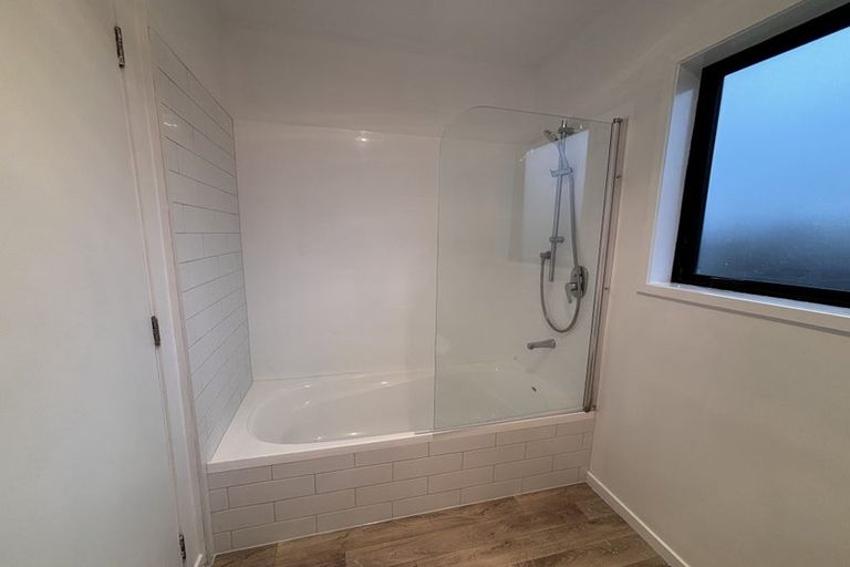 Photo of property in 1/23a Tomo Street, New Lynn, Auckland, 0600