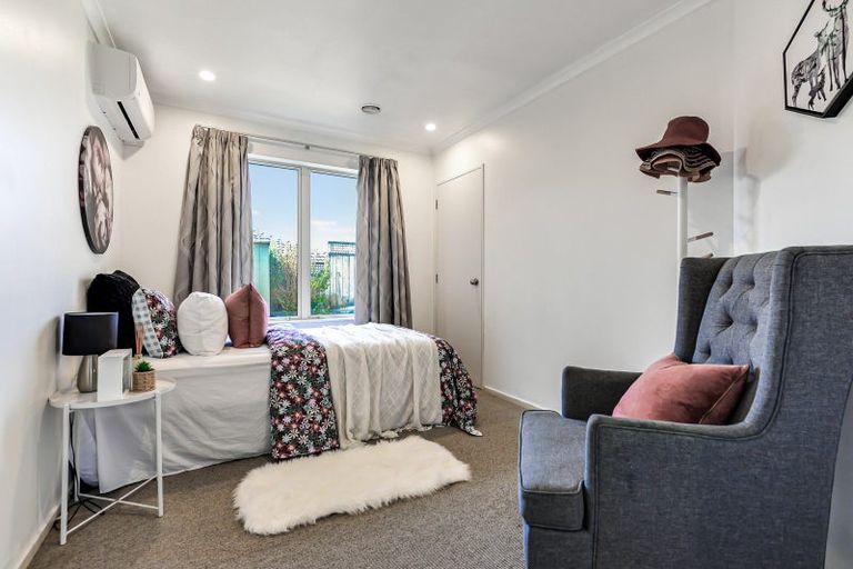 Photo of property in 23 Dixon Road, Fitzroy, Hamilton, 3206