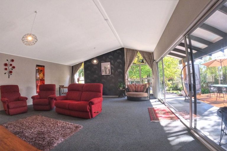 Photo of property in 452 Halswell Road, Halswell, Christchurch, 8025