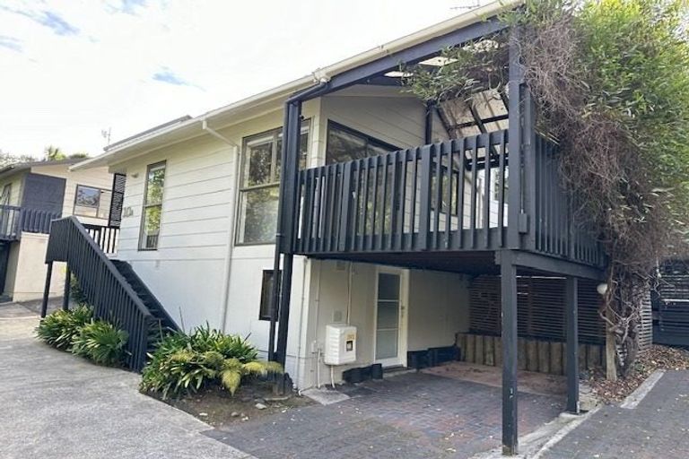 Photo of property in 1/10 Newstead Avenue, Browns Bay, Auckland, 0632