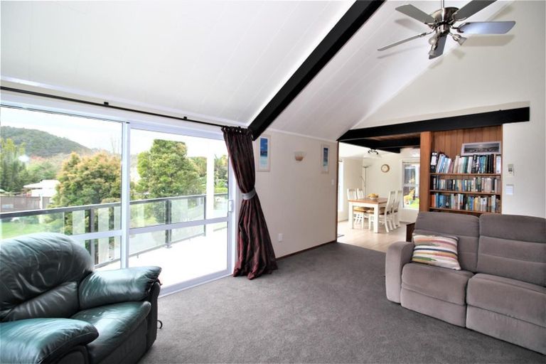 Photo of property in 8 Ngahere Drive, Horahora, Whangarei, 0110