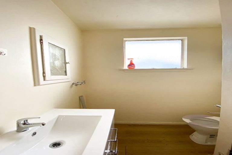 Photo of property in 2/65 Sherborne Street, St Albans, Christchurch, 8014