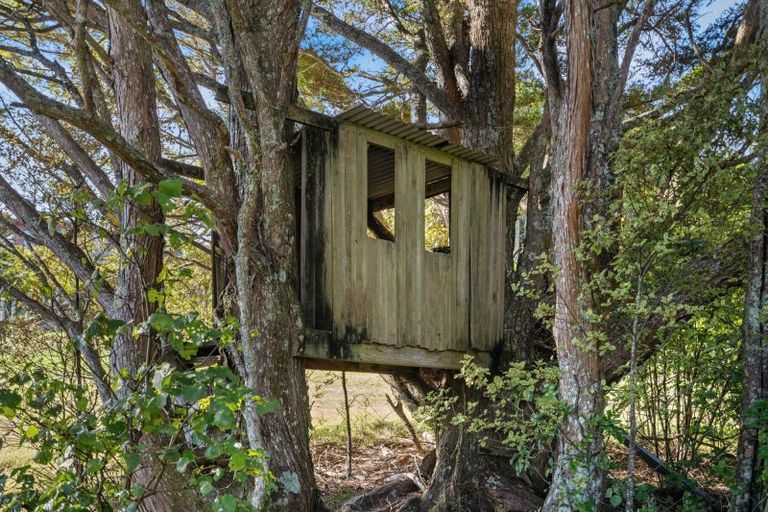 Photo of property in 22 Kohinui Heights Rise, Parua Bay, 0192