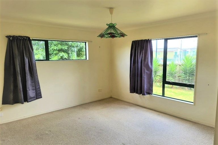 Photo of property in 544 Don Buck Road, Westgate, Auckland, 0614