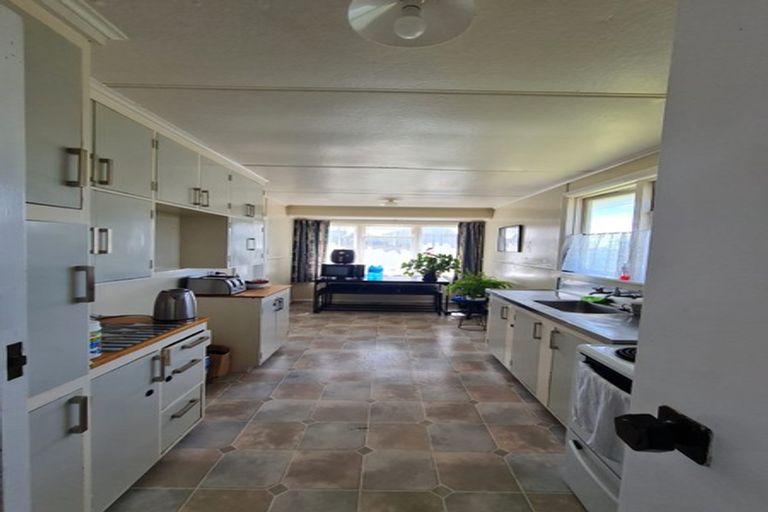 Photo of property in 1 Cornfoot Street, Castlecliff, Whanganui, 4501