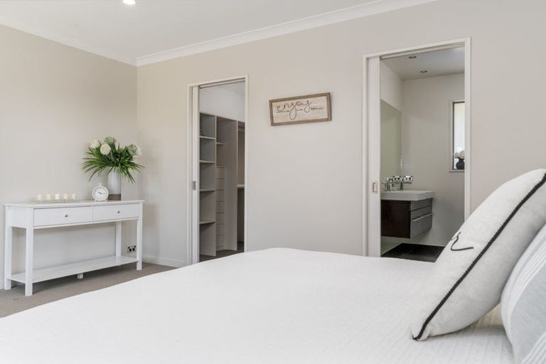 Photo of property in 37 Longspur Avenue, Wigram, Christchurch, 8025