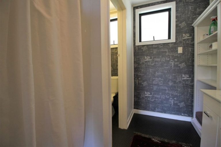 Photo of property in 20 Hazlett Street, Clyde, 9330