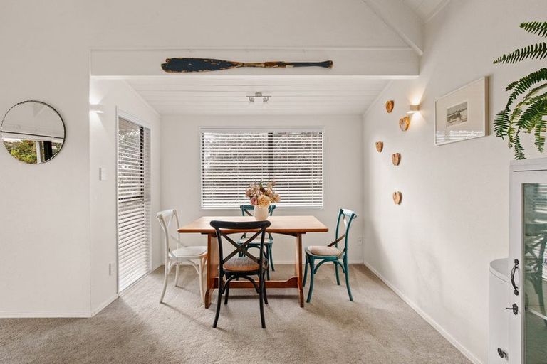 Photo of property in 8 Langstone Street, Welcome Bay, Tauranga, 3112