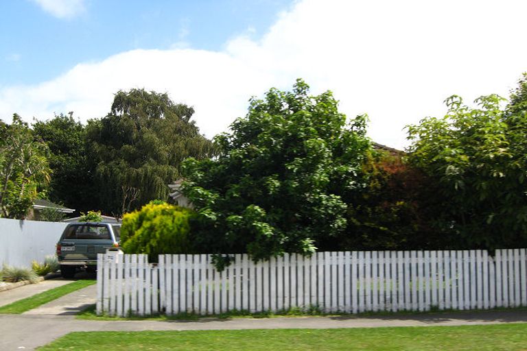 Property details for 70 Rowley Avenue, Hoon Hay, Christchurch, 8025