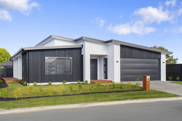 Photo of property in 22 Hanlow Place, Pyes Pa, Tauranga, 3112