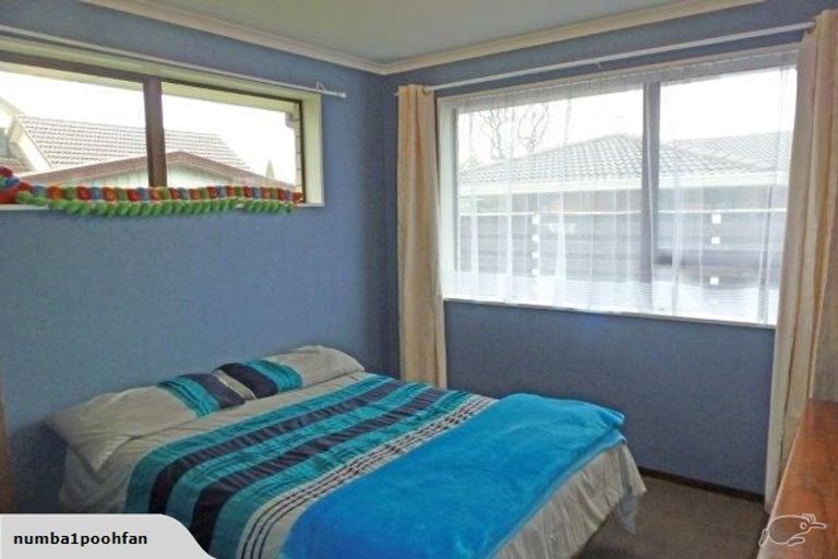 Photo of property in 43 Pencarrow Street, Highbury, Palmerston North, 4412