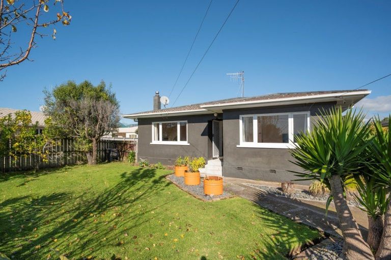 Photo of property in 60 Pemberton Crescent, Greerton, Tauranga, 3112
