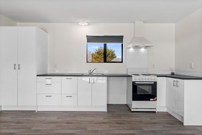 Photo of property in 63a Church Street, Oxford, 7430