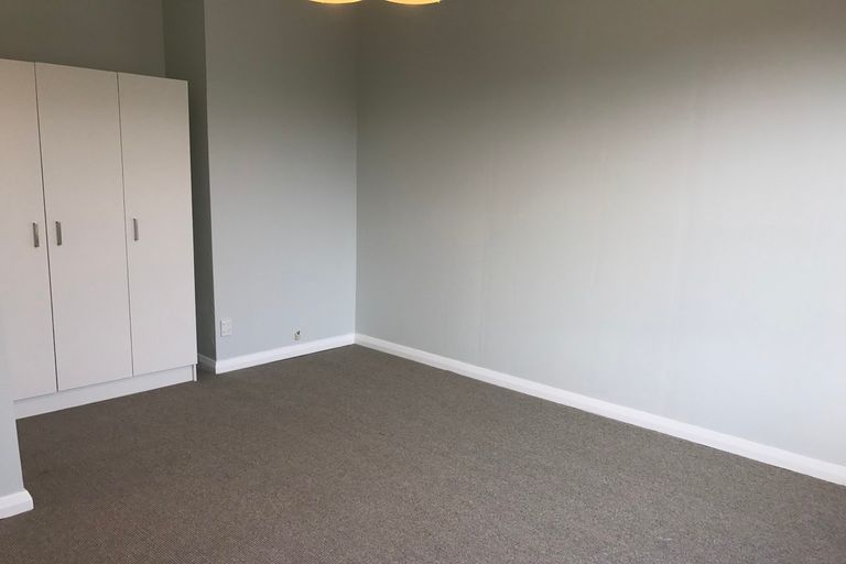 Photo of property in 10 Lochend Street, Musselburgh, Dunedin, 9013