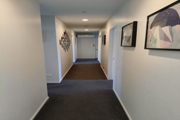 Photo of property in 8 Churchill Drive, Rangiora, 7400