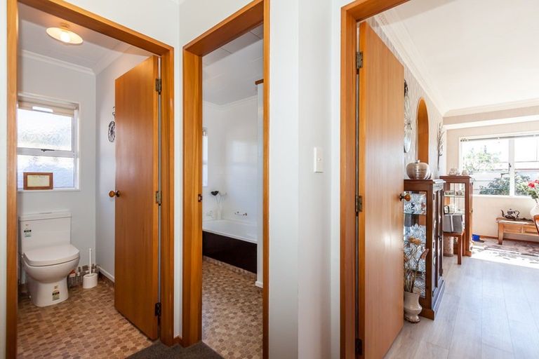 Photo of property in 4 Sheffield Street, Awapuni, Palmerston North, 4412