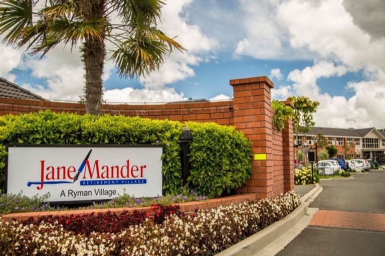 Photo of property in Jane Mander Retirement Village, 262 Fairway Drive, Kamo, 0112