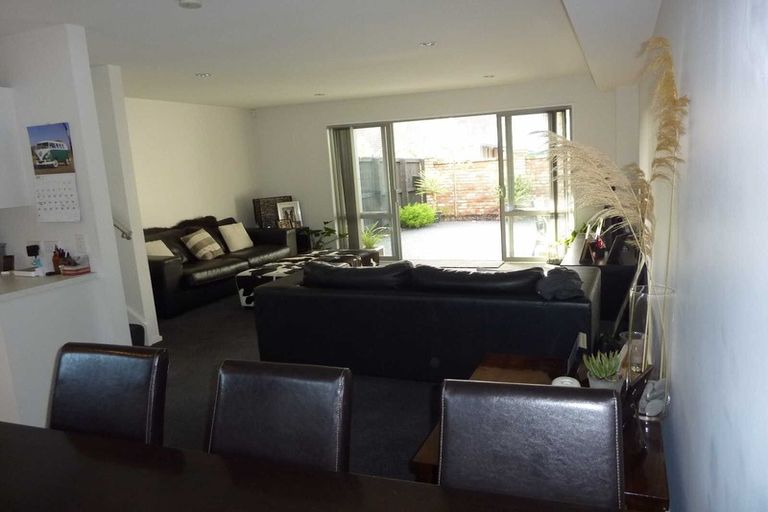 Photo of property in 17 Antrim Street, Sydenham, Christchurch, 8023