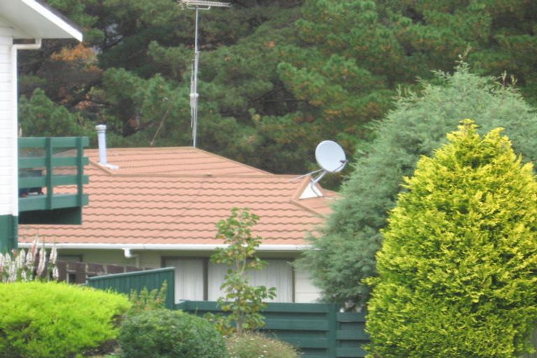 Photo of property in 143 Taylor Terrace, Tawa, Wellington, 5028