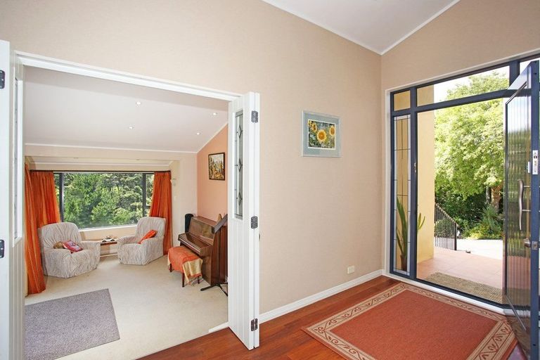 Photo of property in 166 Holmes Road, Waiuku, 2682