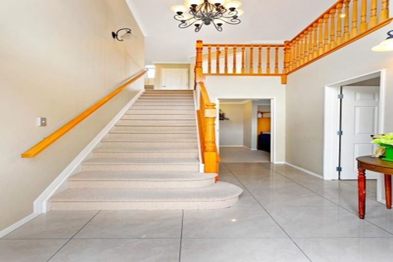 Photo of property in 12b Waikura Drive, Te Atatu Peninsula, Auckland, 0610