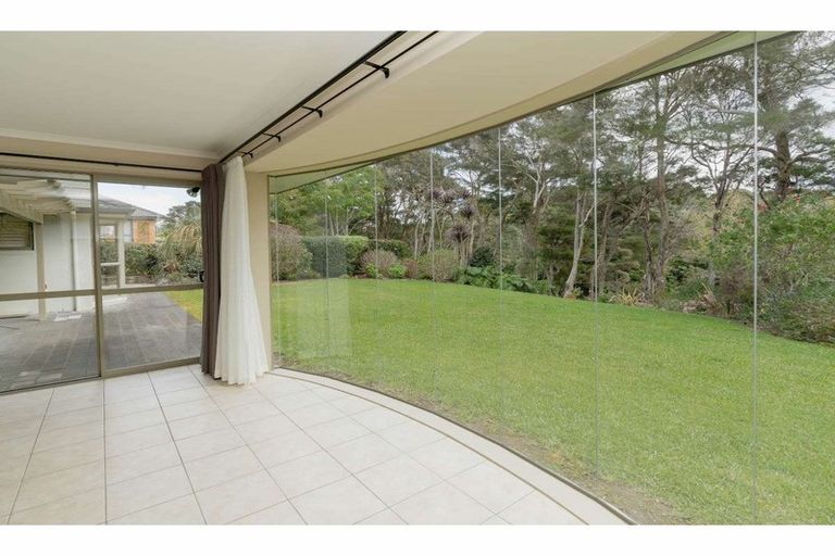 Photo of property in 16 Spinnaker Point, Haruru, 0204