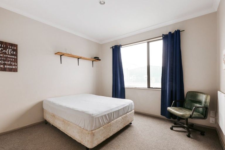 Photo of property in 33a Enterprise Drive, Papamoa Beach, Papamoa, 3118