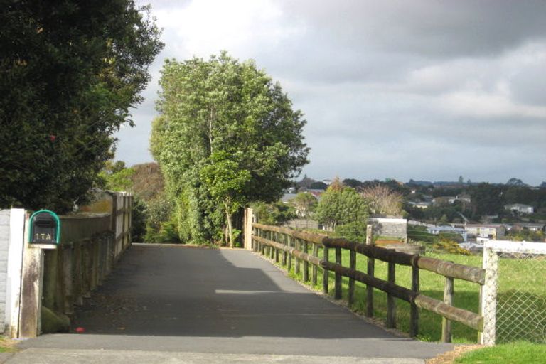 Photo of property in 17a Barrett Road, Whalers Gate, New Plymouth, 4310