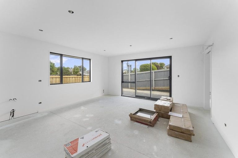 Photo of property in 214a Bower Avenue, North New Brighton, Christchurch, 8083