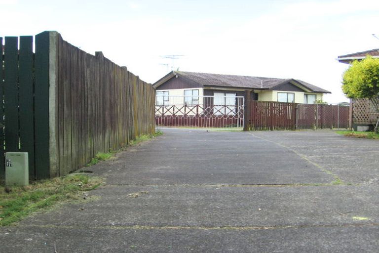 Photo of property in 57 Catkin Crescent, Papatoetoe, Auckland, 2025