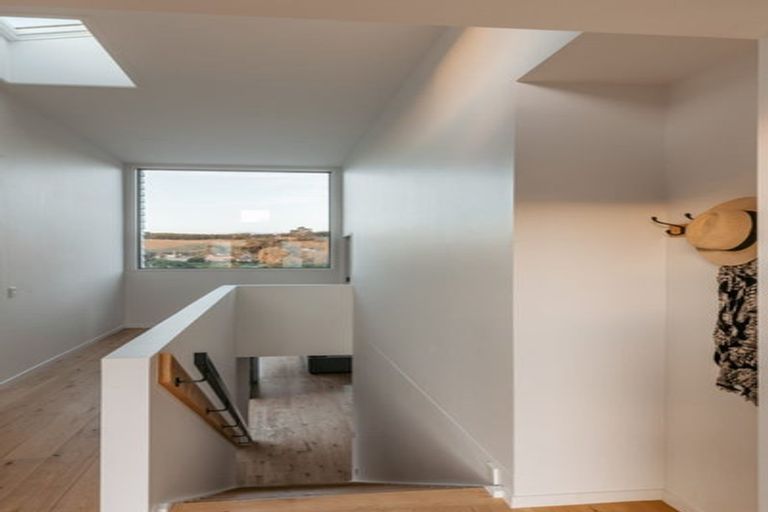 Photo of property in 64 Utopia Park Heights, Welcome Bay, Tauranga, 3112