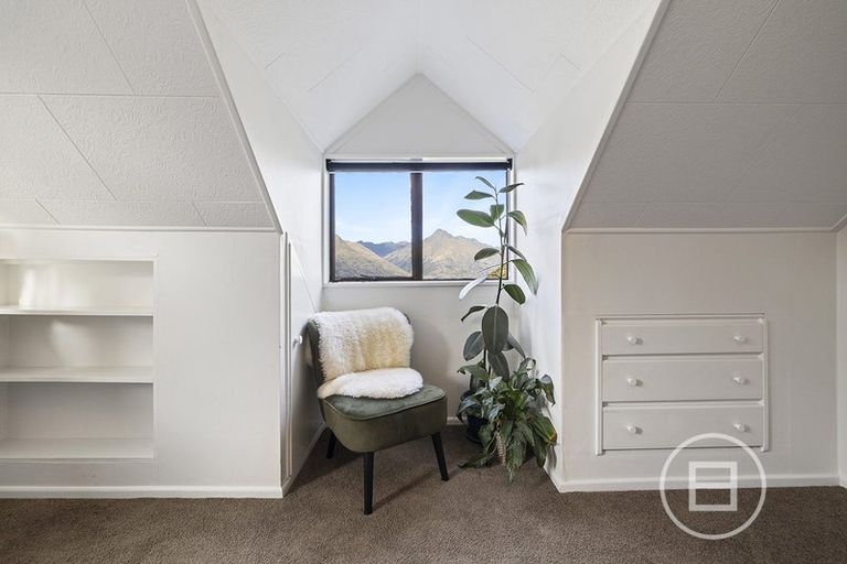 Photo of property in 25a Watts Road, Fernhill, Queenstown, 9300