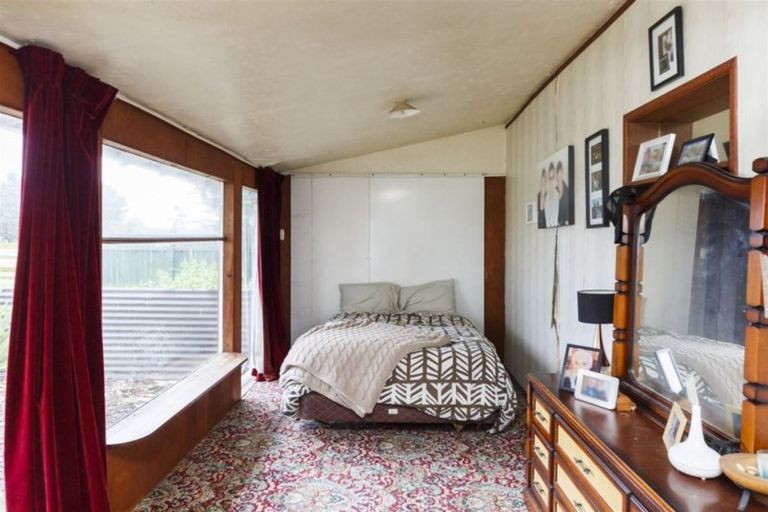 Photo of property in 63 Rangiotu Road, Himatangi, Palmerston North, 4477